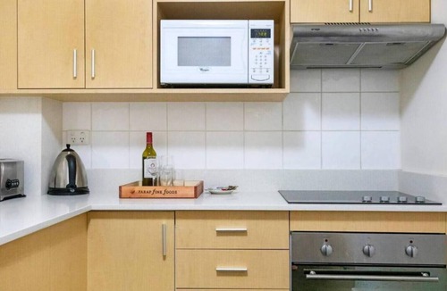 Darwin City Centre Apartment | Oceanview Corner Resort like Living with Pool