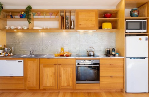 Alonnah House | Oceanview escape for 2 in Alonnah, Bruny Island