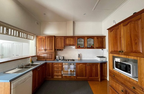 Westbourne Park House | old-world charm gentleman bungalow house featuring 7 spacious bedrooms and 4 B&T
