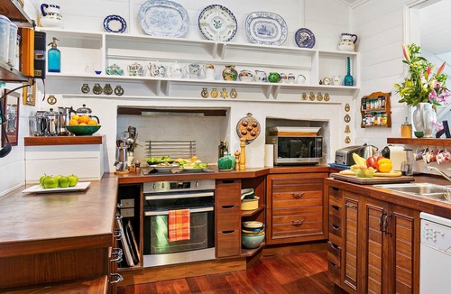 Shoreham House | Old World Charm - Little Breda - Shoreham with Views