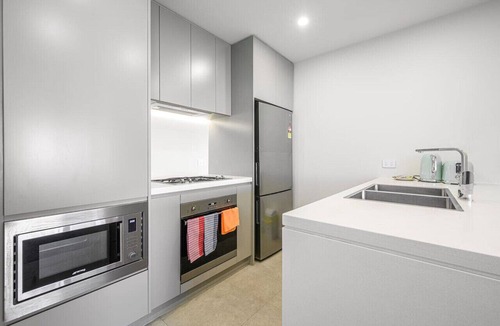 Sydney Olympic Park Apartment | Olympic Park with Pool/Gym/View/Parking near Train