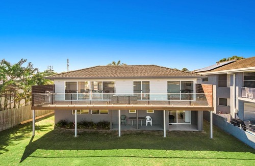 Iluka House | Omaroo
