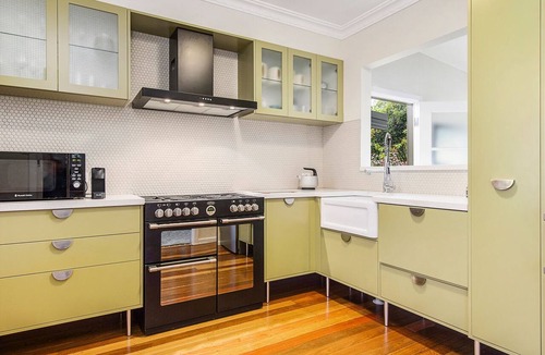 Crescent Head House | Ondine, 4 Belmore Street