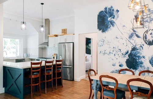 Arcadia Cottage | One Bedroom Cottage with a Shared Pool