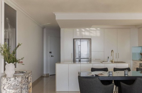 Coolangatta Apartment | Orion 6 - Beachfront Rainbow Bay - All Linen Supplied - Min. 3 Night Stays!