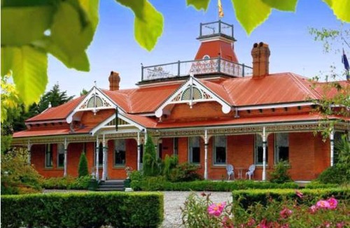 Strahan Bed & Breakfast | Ormiston House