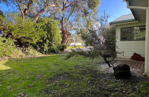 Inverloch Cottage | Overlook Hideaway Inverloch