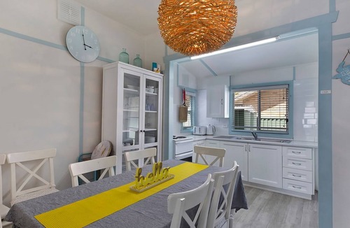Long Jetty House | Pacific Family Retreat- renovated cottage