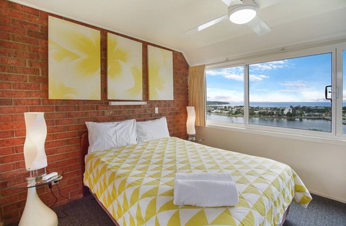 Merimbula Cabin | Pacific Heights - 2 Bedroom Executive