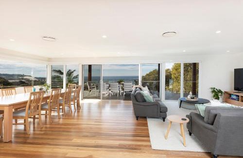 Forster House | Palm Breeze