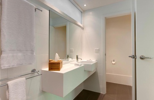 Hamilton Island Resort | Palm Bungalows