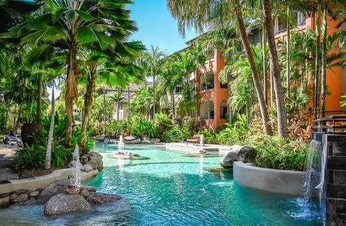 Westcourt Apartment | Palm View- 9 Pools BBQ Gym