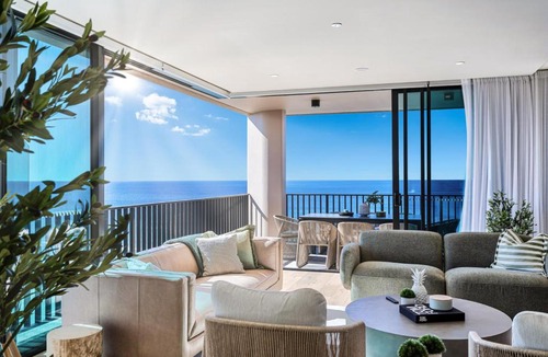 Palm Beach Apartment | Panoramic Penthouse Views