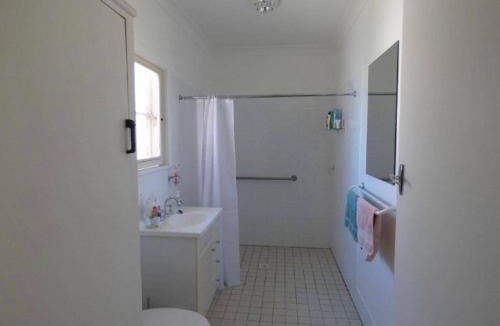 Cootamundra Apartment | Parker st