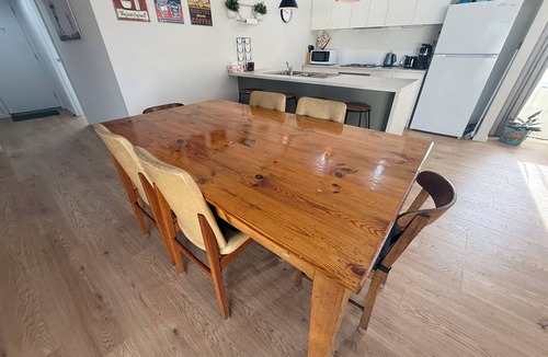Melville House | Parsee Escape-close to Sultana Point Beach! Dog Friendly! Free WiFi!