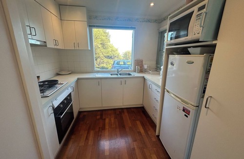 West Melbourne Apartment | Peace and Love 2 BDR Townhouse West Melbourne