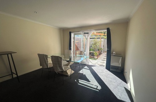 West Melbourne Apartment | Peace and Love 2 BDR Townhouse West Melbourne