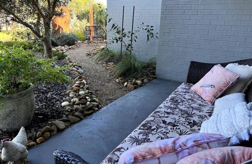 St Leonards House | Peaceful Coastal Getaway Near Private Beach & Wildlife Reserve