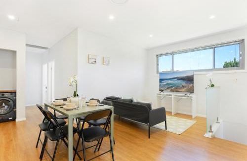 Riverwood House | Peaceful Getaway near Riverwood Station & Cafés