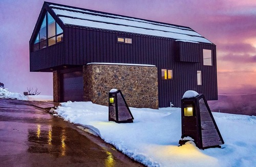 Hotham Heights Ski Chalet | Peak Chalet - Mt Hotham