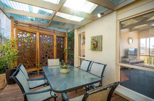 Merimbula House | Pelican Lake Holiday House (pet friendly) - 5+ nights