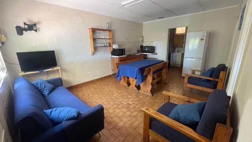 Babbage Island Apartment | Pelican Point Waterfront Resort