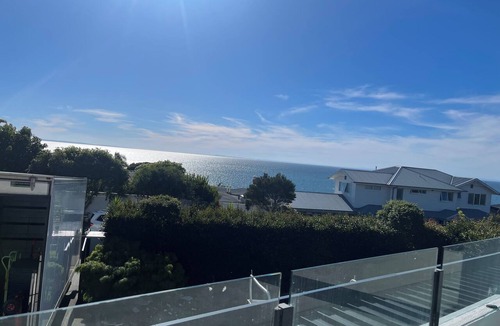 Mount Eliza House | Peninsula Beach house
