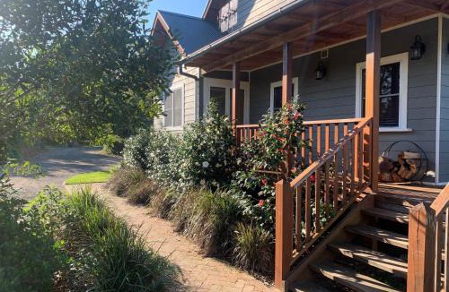 Berry House | Peppergrove Cottage