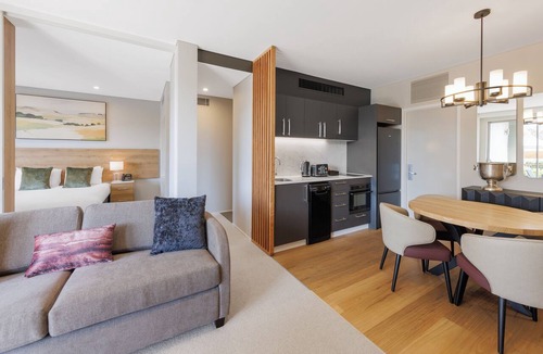 Pokolbin Hotel | Peppers Hunter Valley Accor Vacation Club Apartments