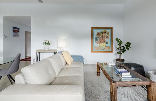 Margaret River House | Peppi Place - 2 Bedroom with Ensuites Town Villa