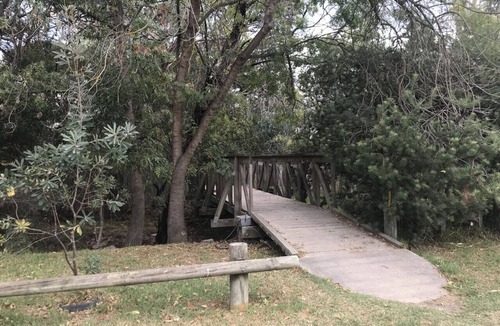 Mornington House | Perfect Location! Walking distance to Mills Beach & Morningtons Main Street