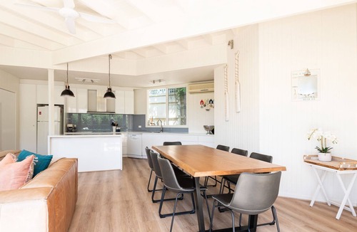 Portsea House | Pet Friendly - Hayden Beach House in Portsea