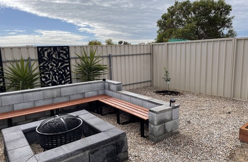 Moonta Bay House | Pet Friendly rental close to the beach, waterpark and town centre