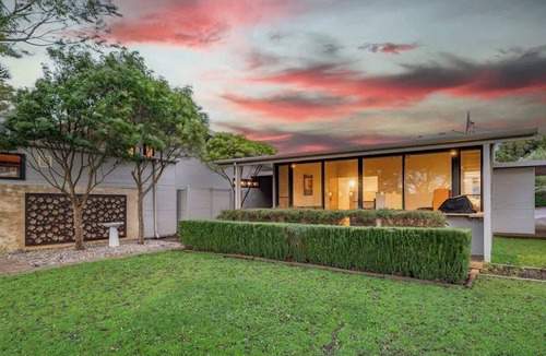 Yallingup Cabin | Petra Olive 3