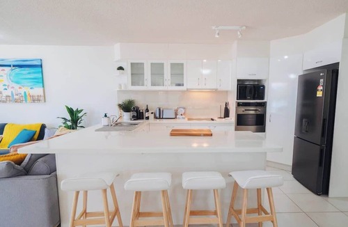 Maroochydore House | Picnic Point Waterfront Apt on Maroochy River