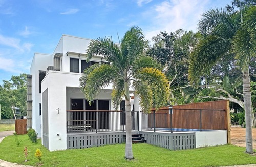 Picnic Bay House | Picnic Point