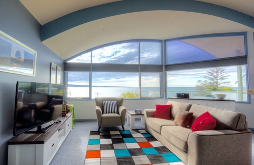 Lorne Apartment | PierView Apartments