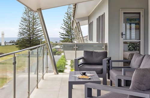 Yamba Apartment | Pilotage 4 - Luxury Ocean and River View Penthouse - Holiday Yamba