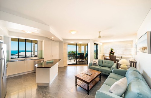 Airlie Beach Apartment | Pinnacles