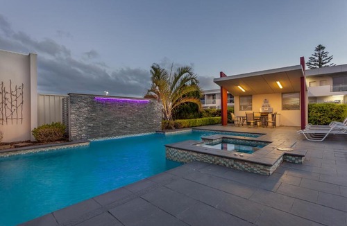 Harristown Hotel | Platinum International