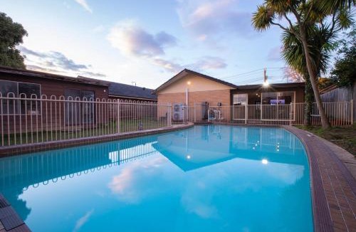 Boronia Villa | Pool, Games & fun - Family Retreat!