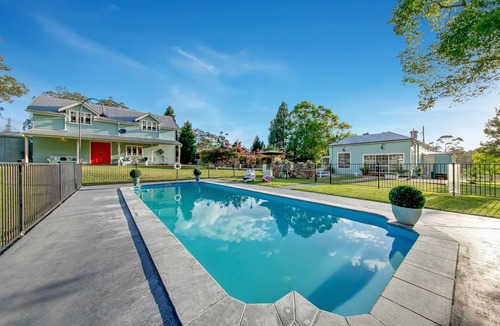 Kitchener House | Poppet Head Manor - Beautiful, historic house with pool