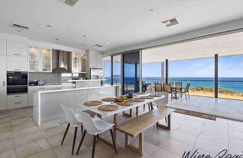 Port Willunga House | Port Willunga Sandcastle by Wine Coast Holidays