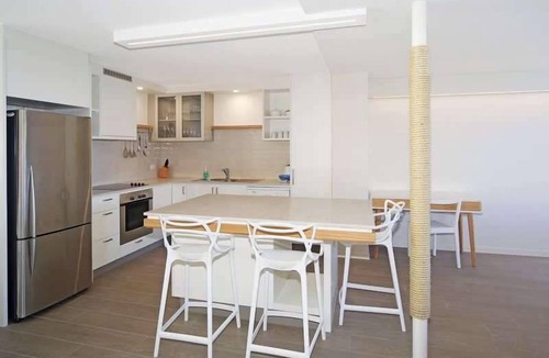 Mooloolaba Apartment | Portsea 5 - 2BR Riverfront Apt