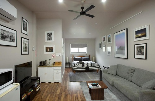 Tumbarumba Apartment | Pound Creek Gallery