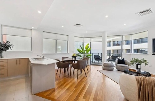 West Perth Apartment | Premium "Relaxed Inner City Apartment" close to RAC Arena and Kings Park