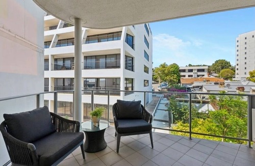 West Perth Apartment | Premium "Relaxed Inner City Apartment" close to RAC Arena and Kings Park