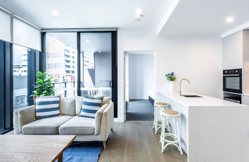 Preston Apartment | Preston Rooftop Oasis - Pool, Views & City Access