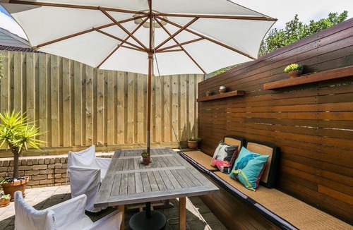 Torquay House | Pride Street unit 1 13
