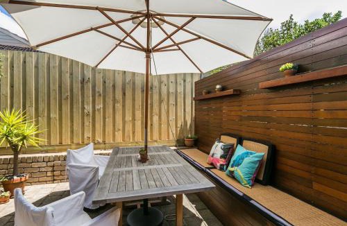 Torquay House | Pride Street unit 1 13